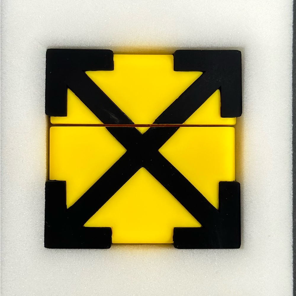 OFF WHITE VIRGIL ABLOH AIRPODS PRO CASE YELLOW